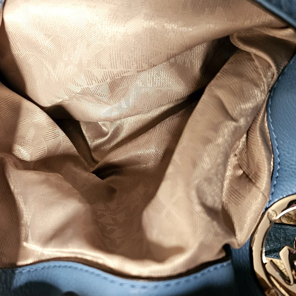 Authentic Michael Kors Blue Leather Shoulder Bag - Picture 7 of 12